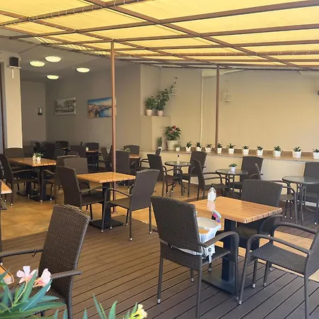Melia Mar 招待所 4*