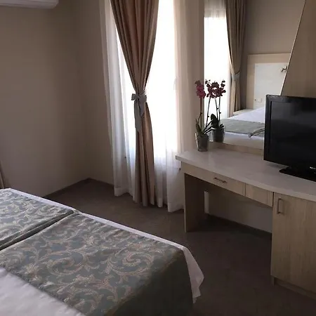 Melia Mar 招待所 4*